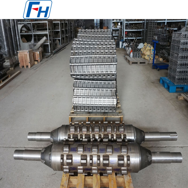Calor treatment fornax Ysabella proice Coegi Rollerus Cum Mittite Link Cingulum pro Workpiece Transport