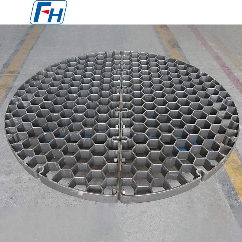 Pit Type Furnaces Bottom Base Trays & Furnace Fixtures | FH®