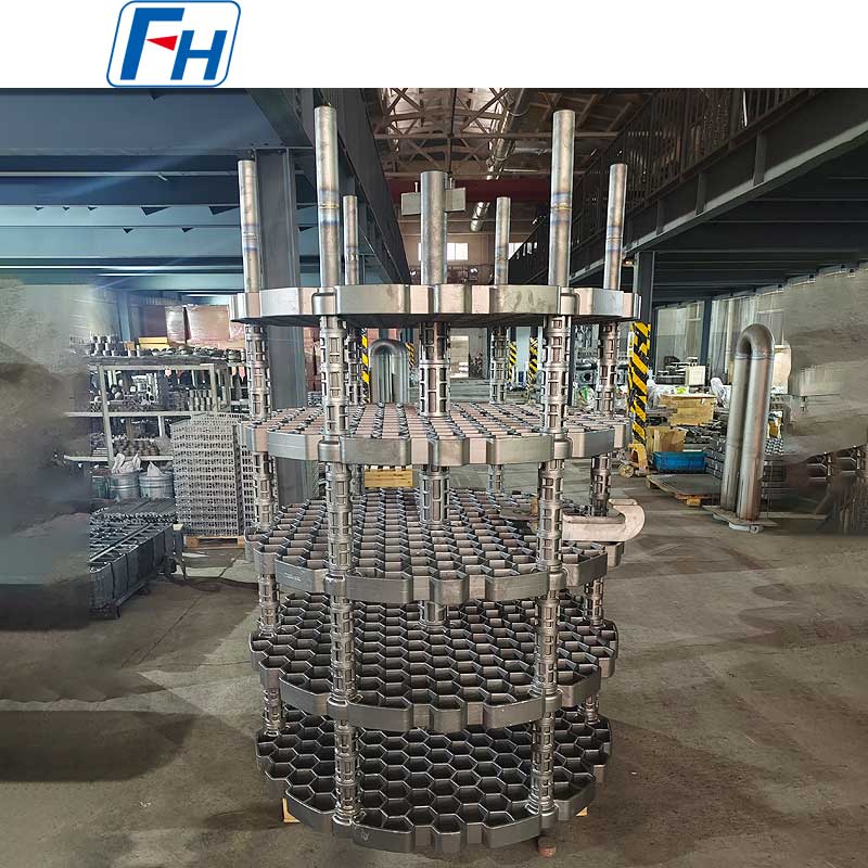 High-Temperature Heat Treatment Fixtures for Pit Furnaces | FH® Manufacturer